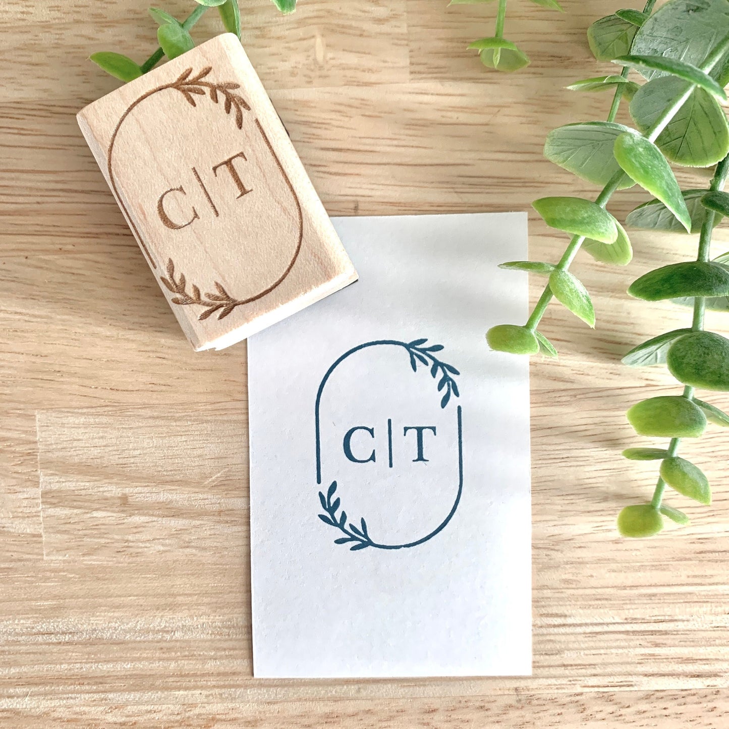 Wedding Rubber Stamp | Couple Initials | Monogram | Leafy Wreath
