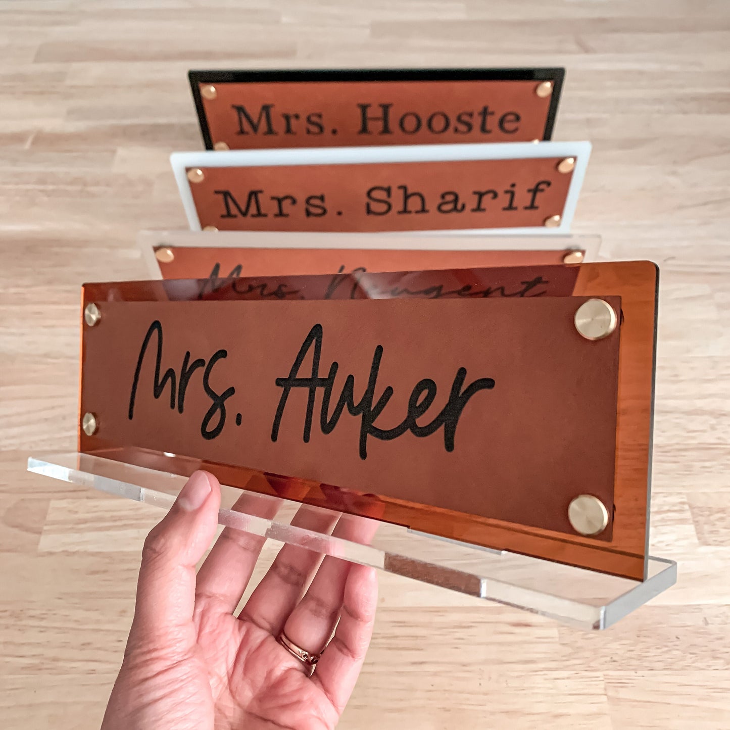 Desk Name Plate / Teacher Name Plate / Personalized Name Sign / Office Desk Decor / Teacher Appreciation Gift / Gift for Her / Gift for Him