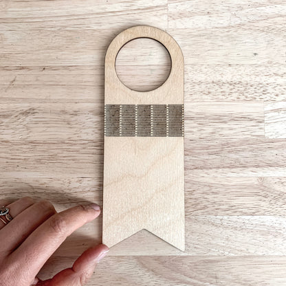 DIGITAL DOWNLOAD / Flexible Wine Tag SVG Cut File / Glowforge Gift Label / Laser Cut Wine Tag / Wine Gift Tag Laser Cut File