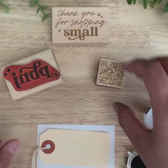 Wedding Rubber Stamp | Couple Initials | Monogram | Leafy Wreath