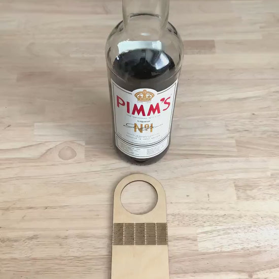 Flexible Wine Tag SVG Cut File / Digital Download / Glowforge Gift Label / Laser Cut Wine Tag / Wine Gift Tag Laser Cut File